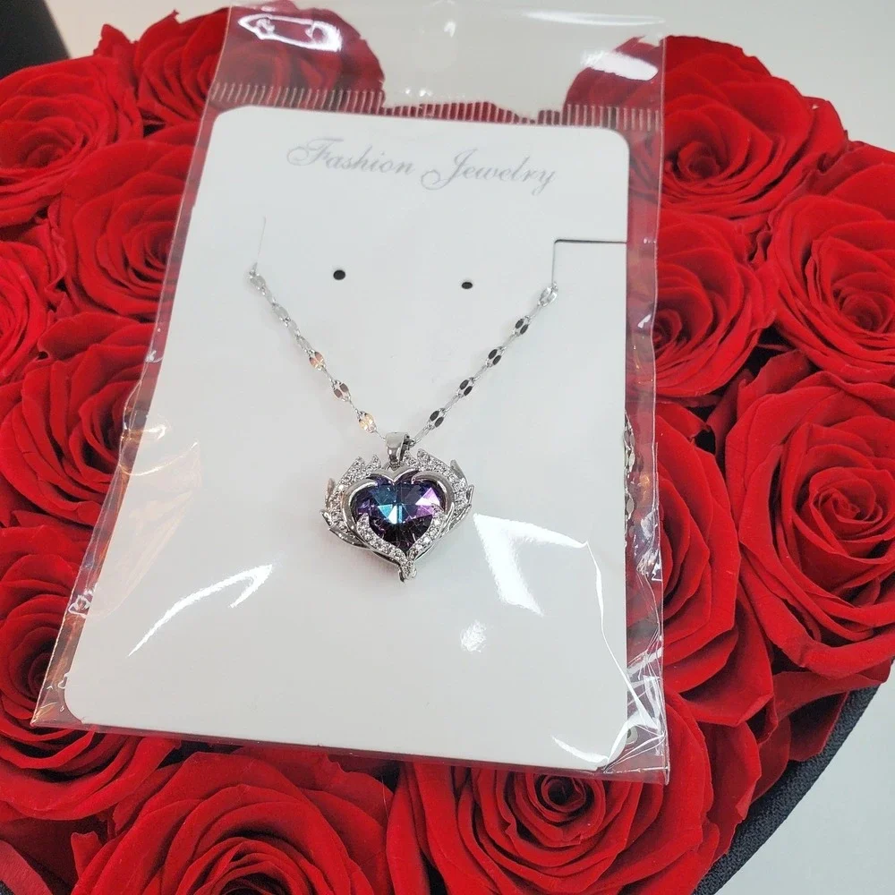 Preserved Red Roses 7